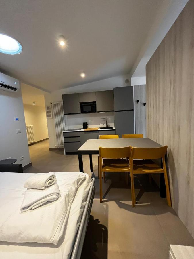 Bilo - Apartments For Rent Trento Esterno foto